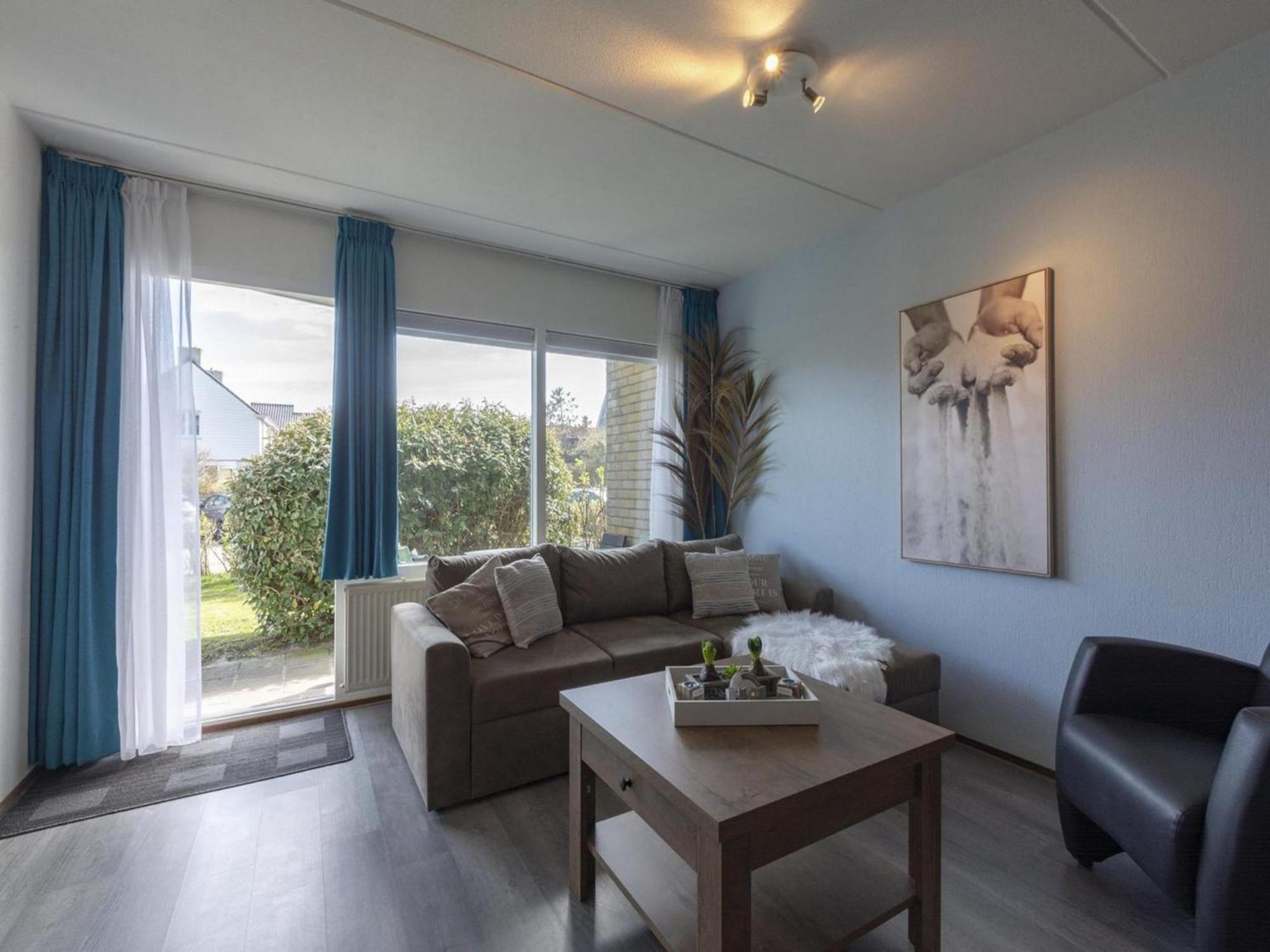 Lovely Apartment With Patio Callantsoog Dış mekan fotoğraf